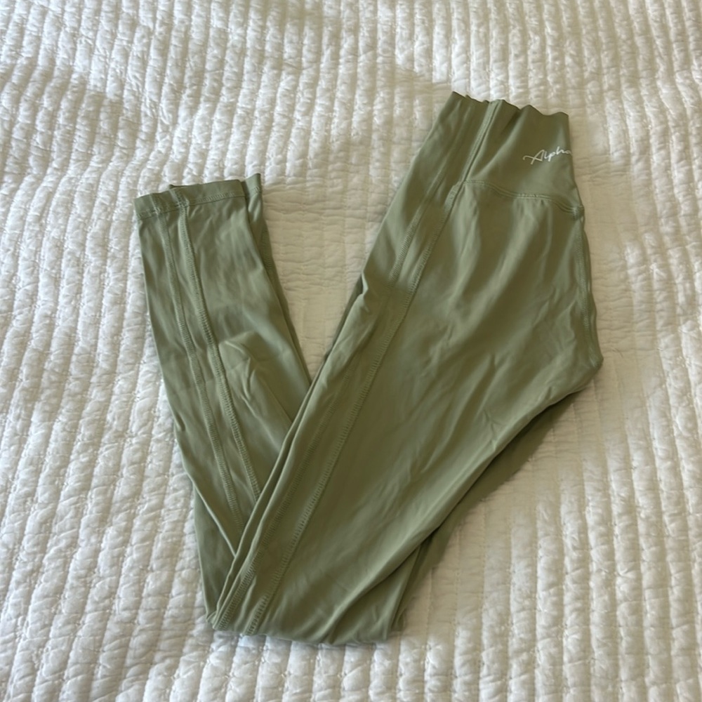 Alphalete leggings